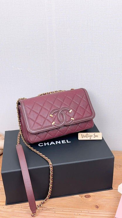 Chanel Burgundy Caviar Filigree Small Flap Bag (GHW)