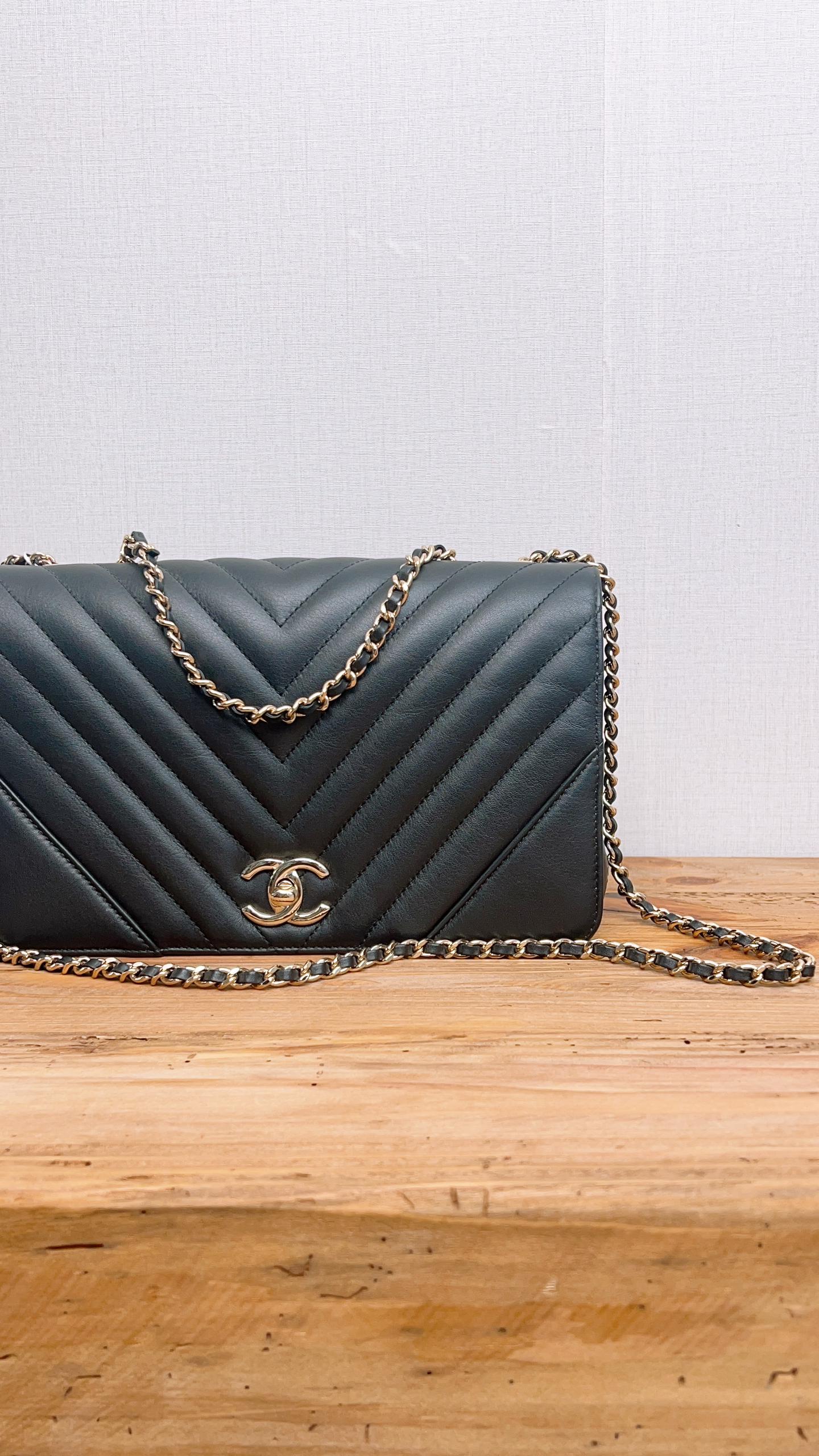 Chanel Black Calfskin Chevron 24cm Statement Flap (GHW)