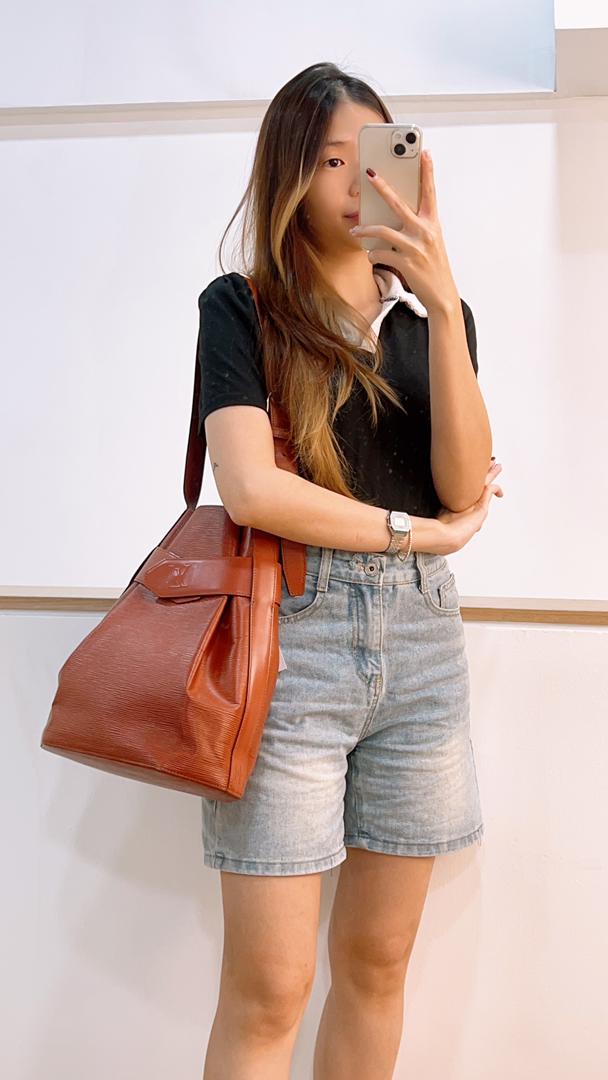 LV Brown Epi Sac d’Epaule Bucket