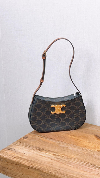 Celine Medium Triomphe Tilly (GHW)