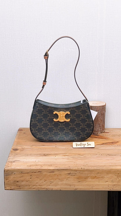 Celine Medium Triomphe Tilly (GHW)