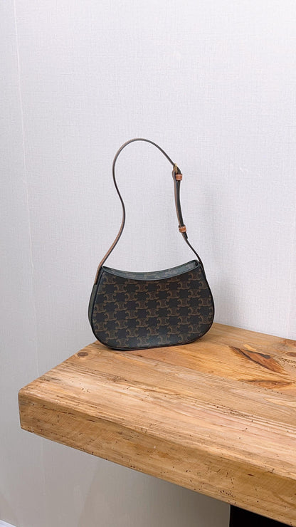 Celine Medium Triomphe Tilly (GHW)