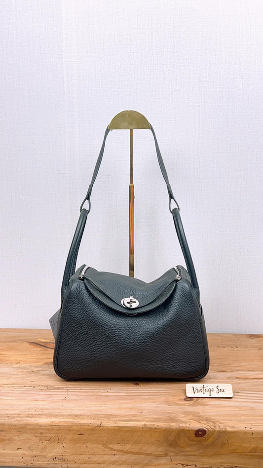 Hermes Noir Lindy 26 (PHW)