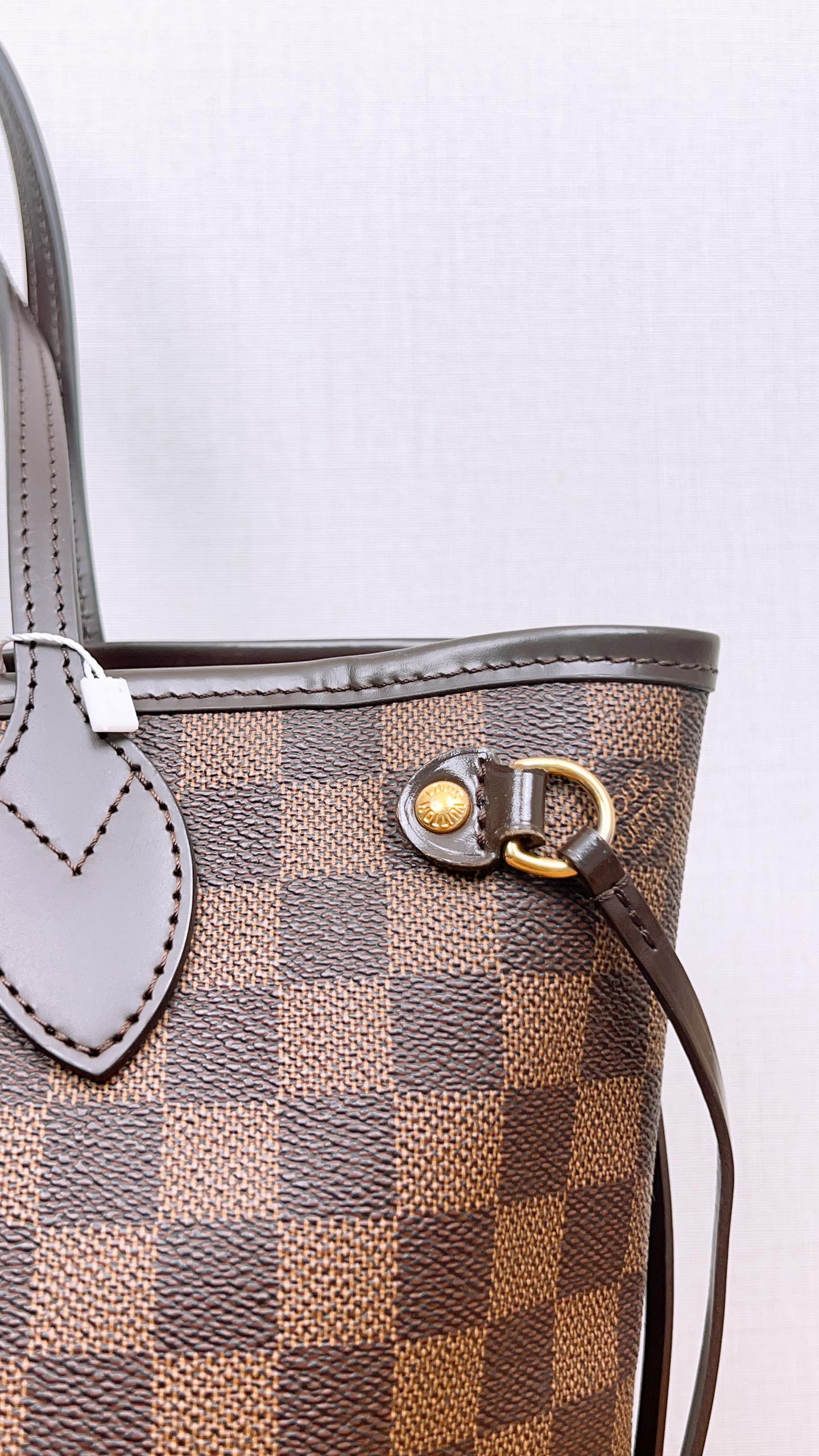 LV Damier Ebene Neverfull PM