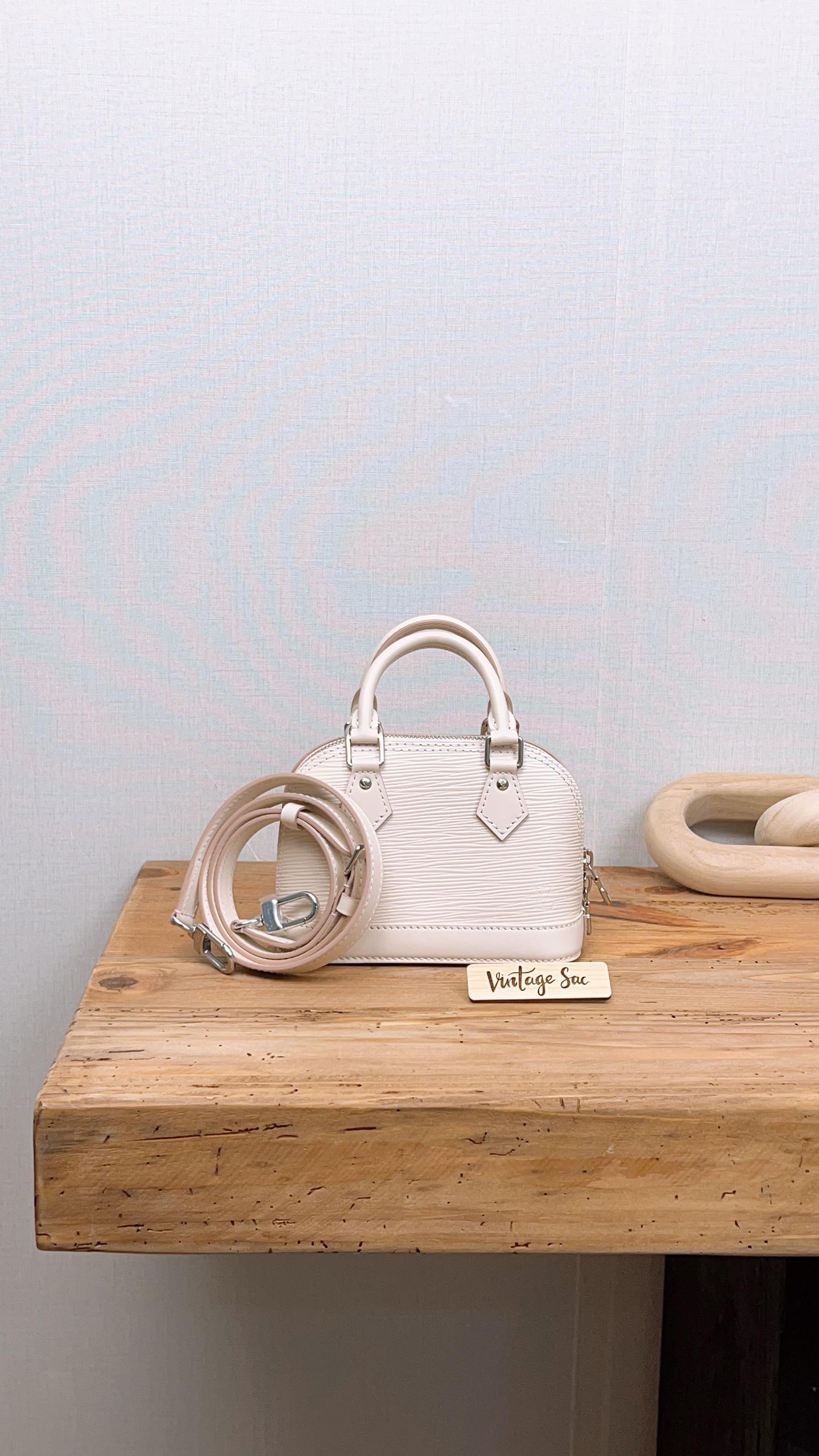 LV Quartz Epi Nano Alma