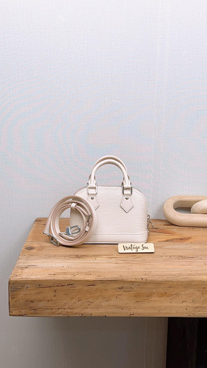 LV Quartz Epi Nano Alma