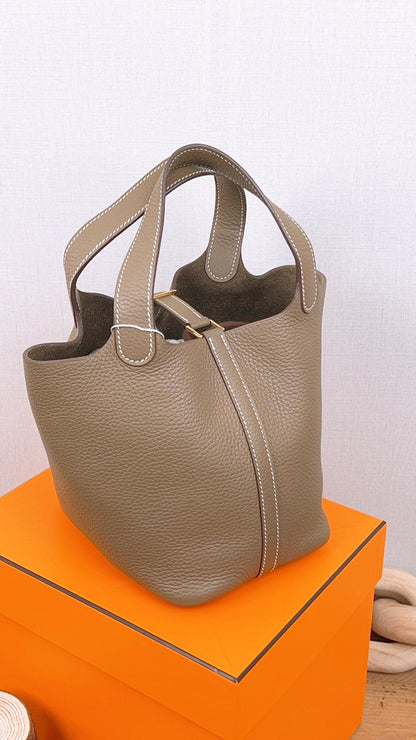 Hermes Etoupe Picotin 18 GHW