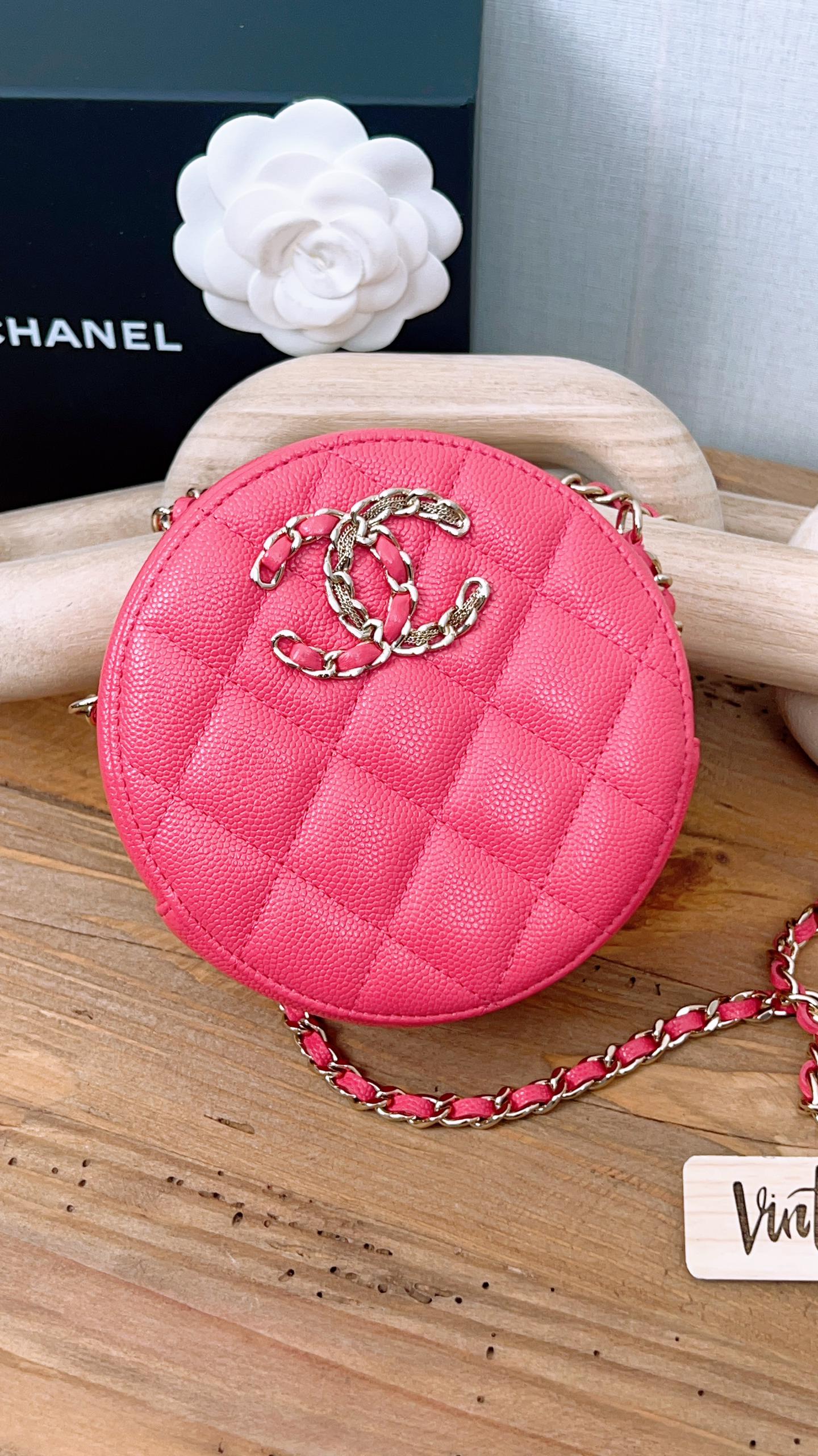 Chanel Pink Quilted Grained Calfskin Round 19 Clutch On Chain (GHW)