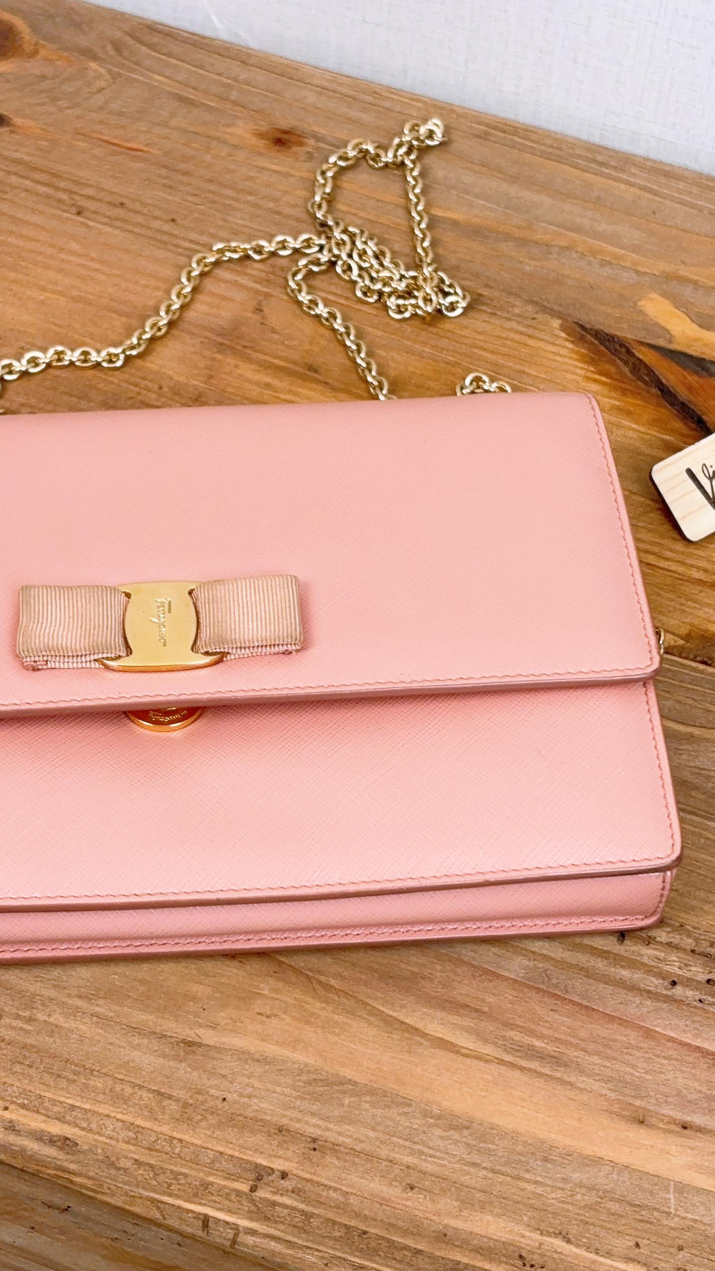Salvatore Ferragamo Pink Leather Vara Bow Shoulder Bag