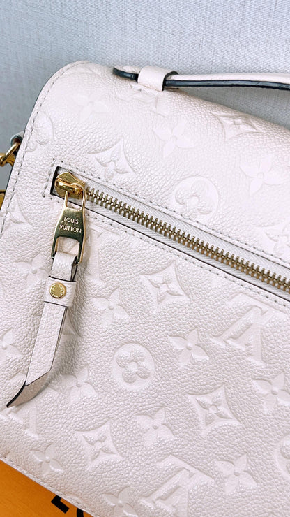LV Creme Monogram Empreinte Pochette Metis