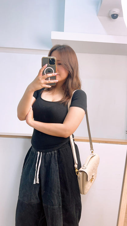 LV Creme Monogram Empreinte Pochette Metis