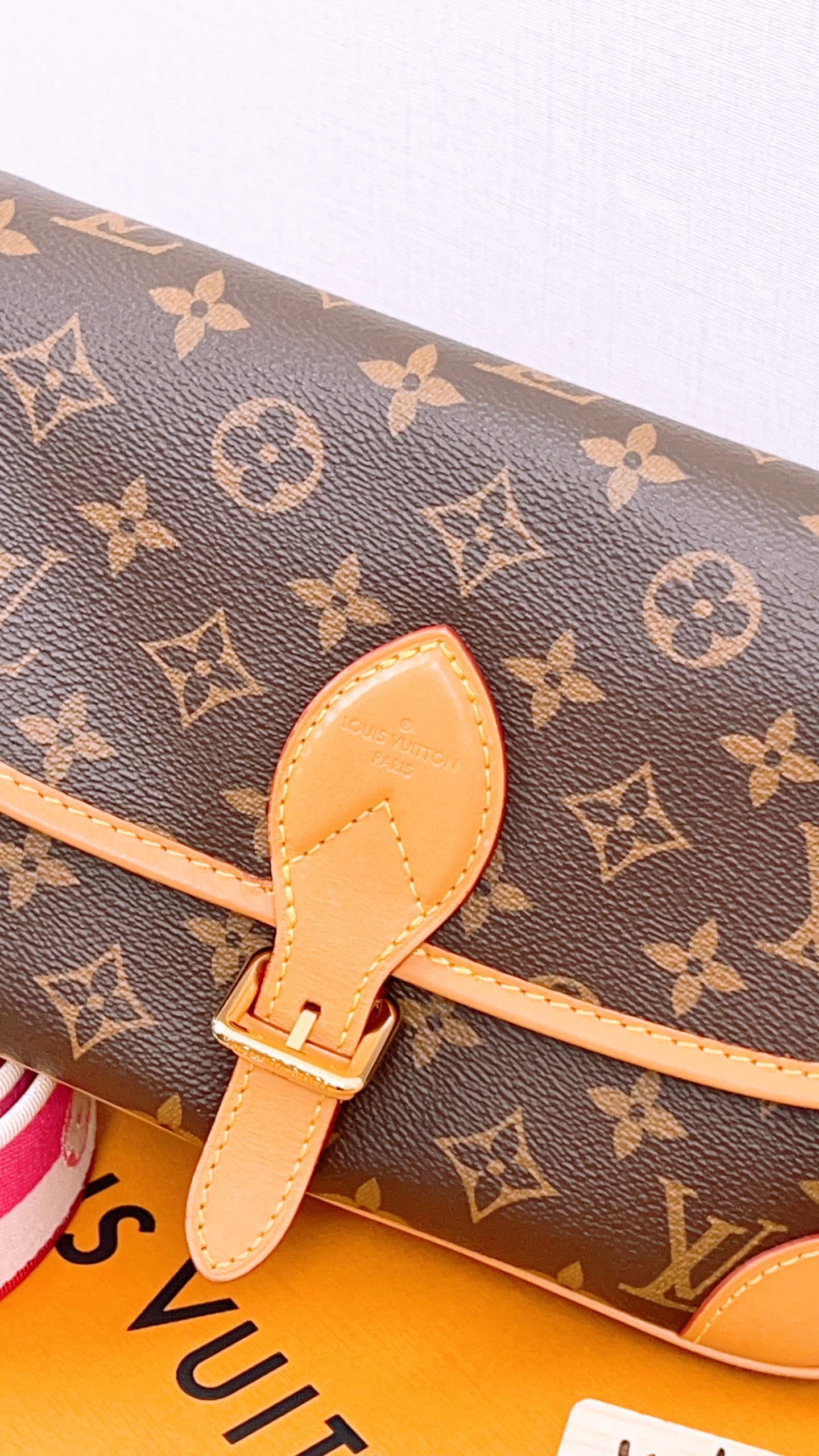 LV Monogram Fuchsia Diane