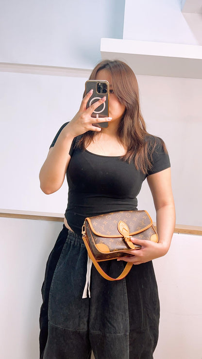 LV Monogram Fuchsia Diane