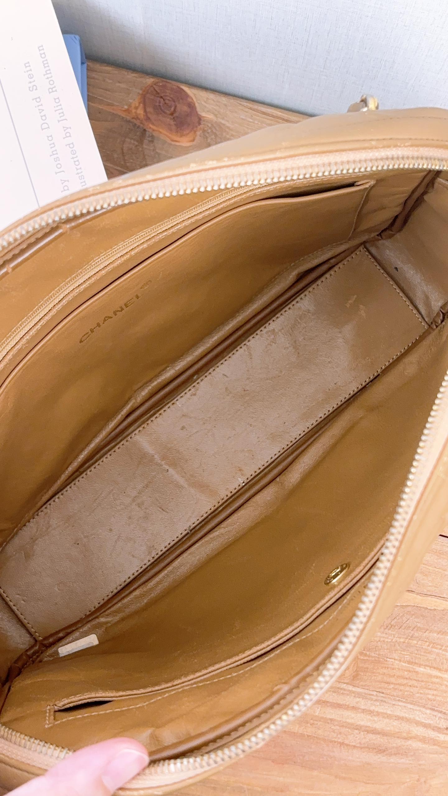 Chanel Caramel Lambskin Vintage Double Chain Bag (GHW)