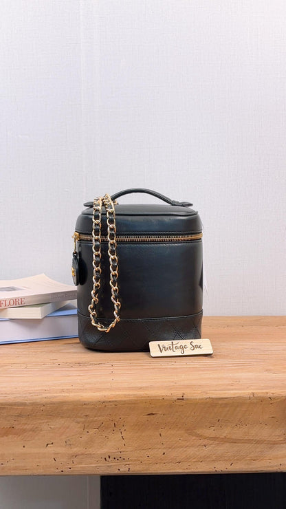 Chanel Black Lambskin Vanity Case (GHW)