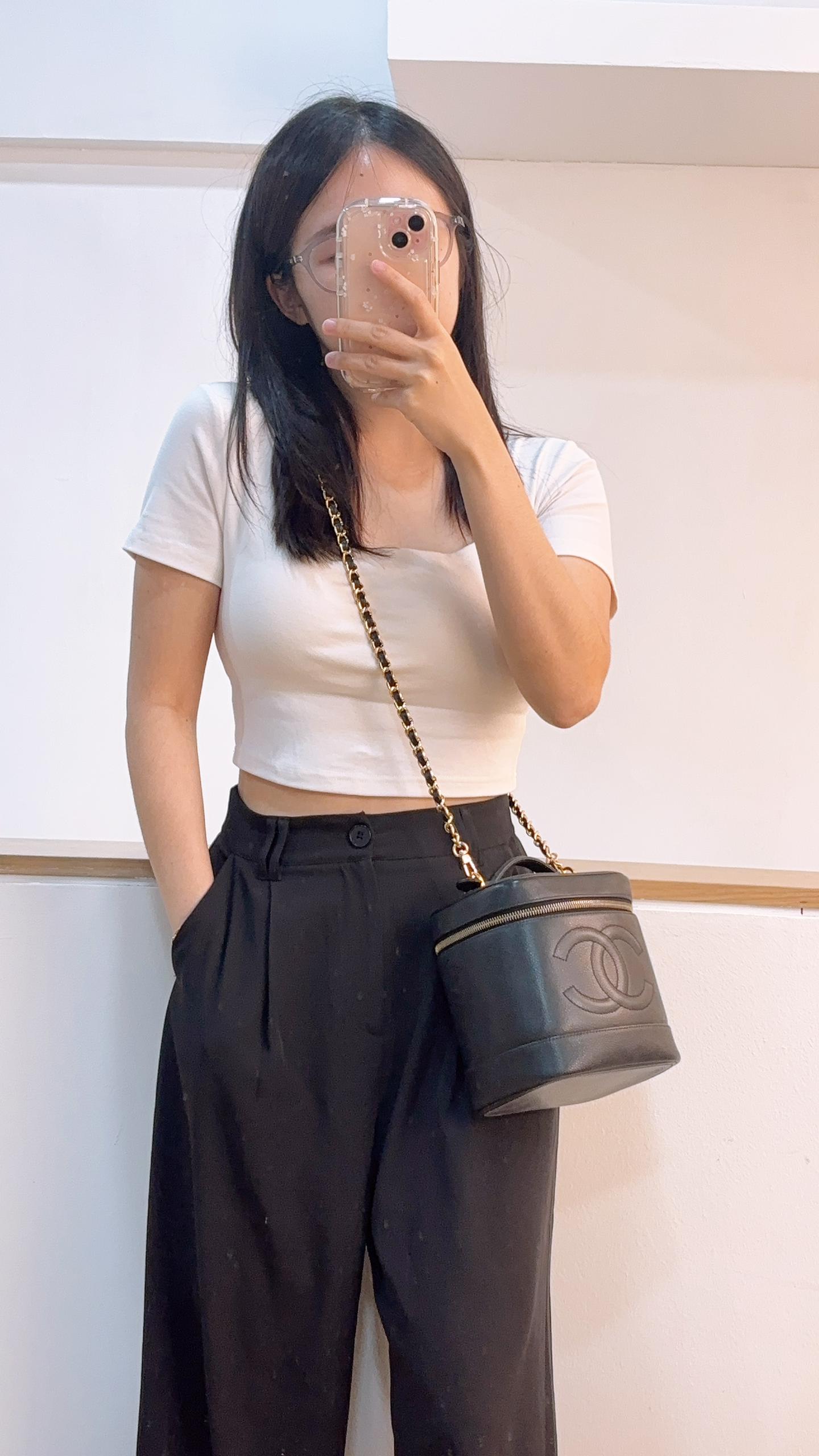 Chanel Black Caviar Vanity Case (GHW)