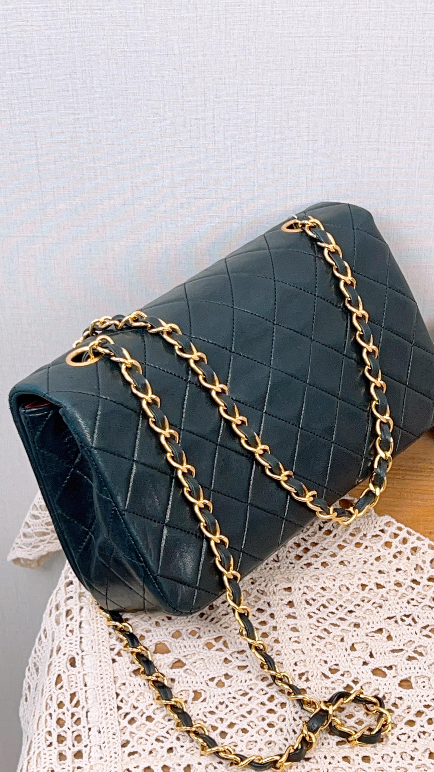 Chanel Black Lambskin Small Vintage Full Flap (GHW)