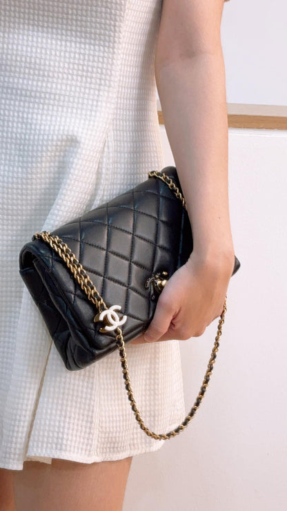 Chanel Black Shiny Lambskin 24A Enamel CC Mini Flap Bag (GHW)