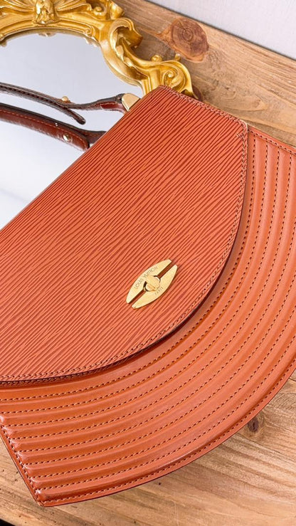 LV Brown Epi Tilsitt Shoulder Bag