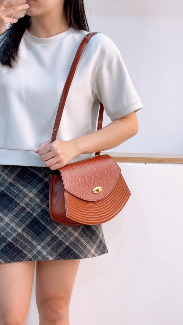 LV Brown Epi Tilsitt Shoulder Bag