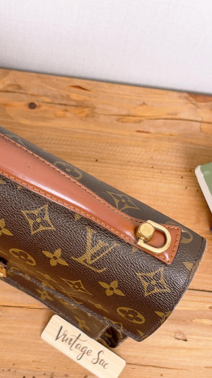 LV Monogram Vintage Monceau 28 Bag