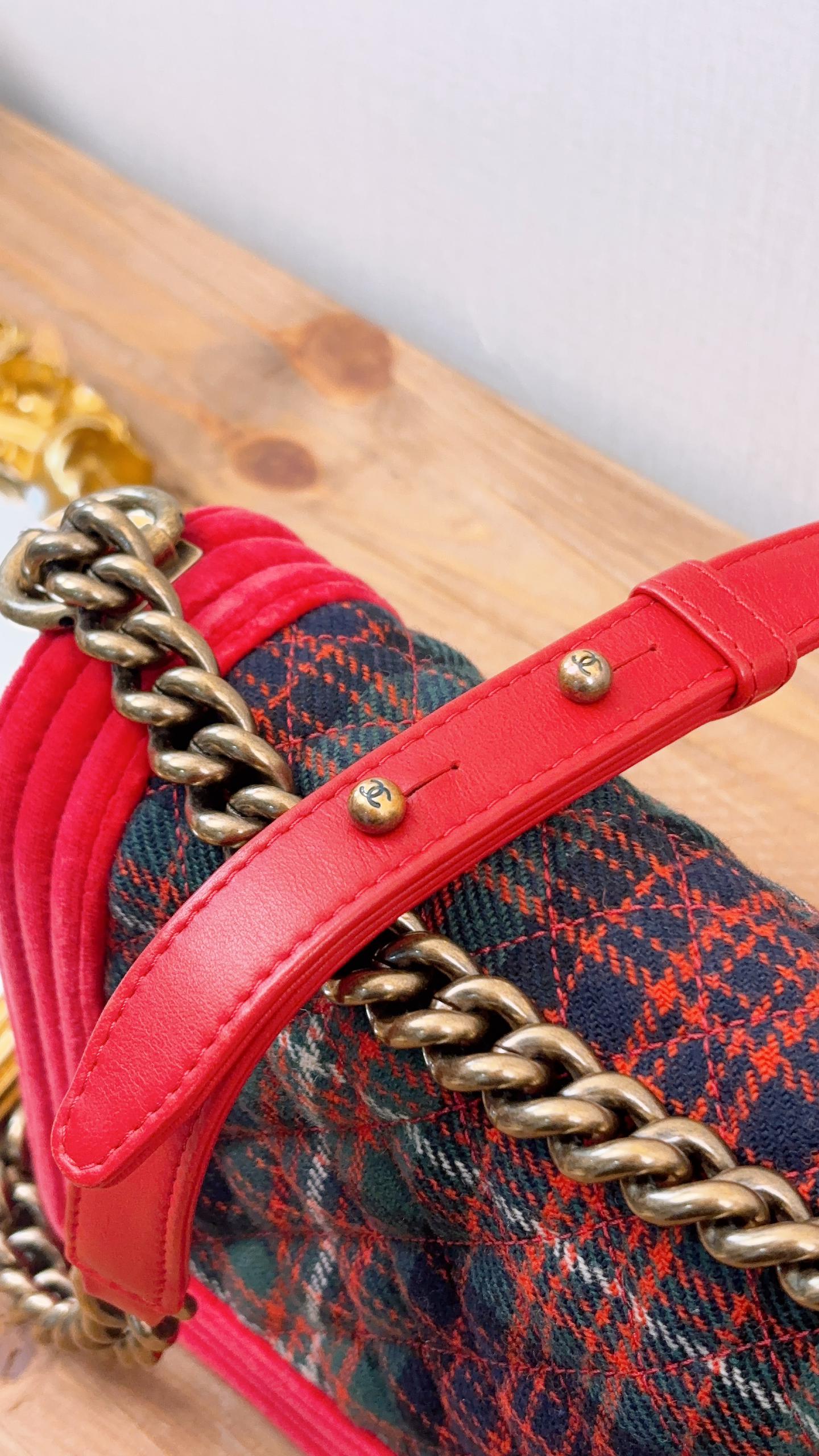 Chanel Red Velvet Plaid Paris-Edinburg Old Medium Boy (AGHW)