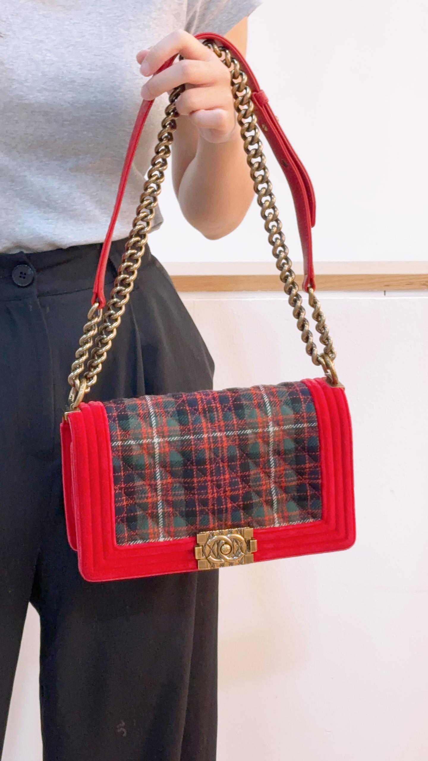 Chanel Red Velvet Plaid Paris-Edinburg Old Medium Boy (AGHW)
