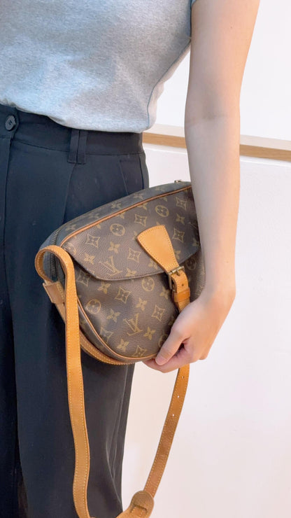 LV Monogram Jeune Fille MM