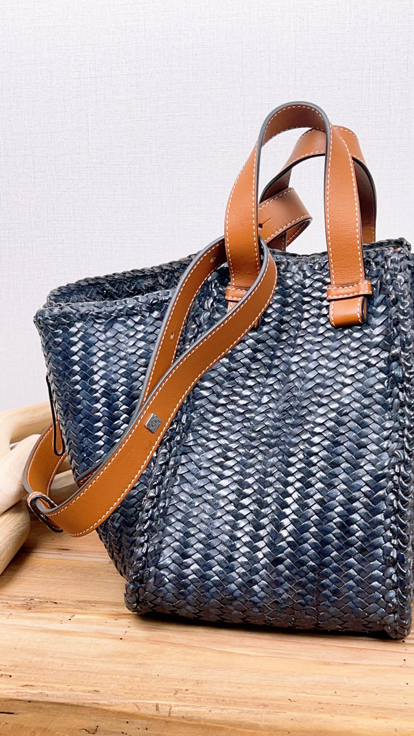 Loewe Navy Woven Medium Hammock