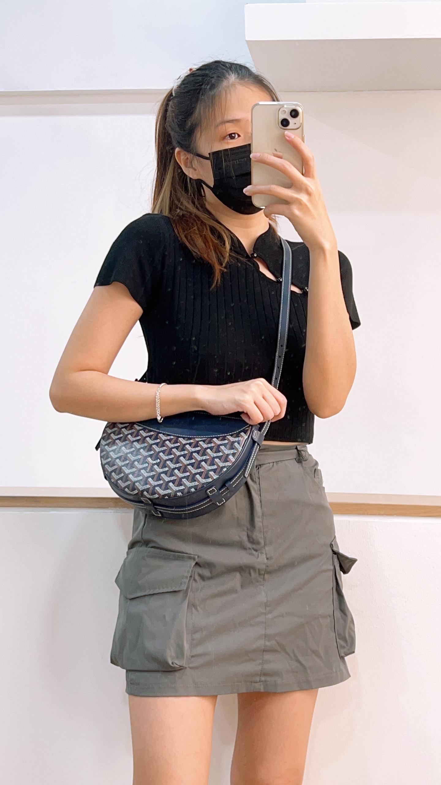 Goyard Navy Hirondelle Bag