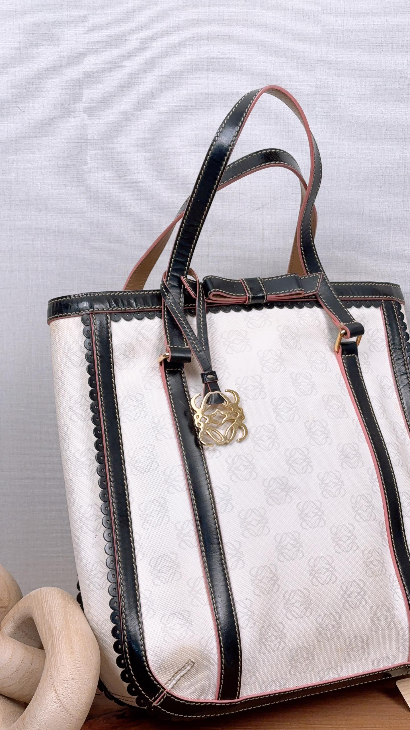 Gucci Canvas Bamboo Bullet Shoulder Bag