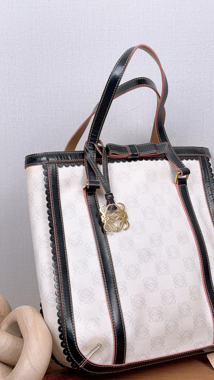 Gucci Canvas Bamboo Bullet Shoulder Bag