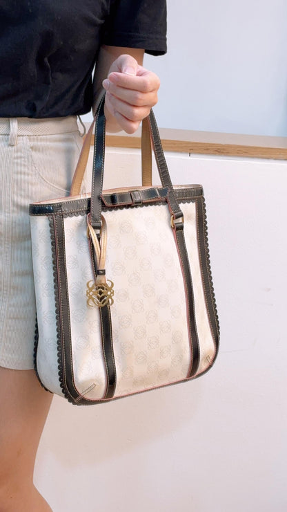 Gucci Canvas Bamboo Bullet Shoulder Bag