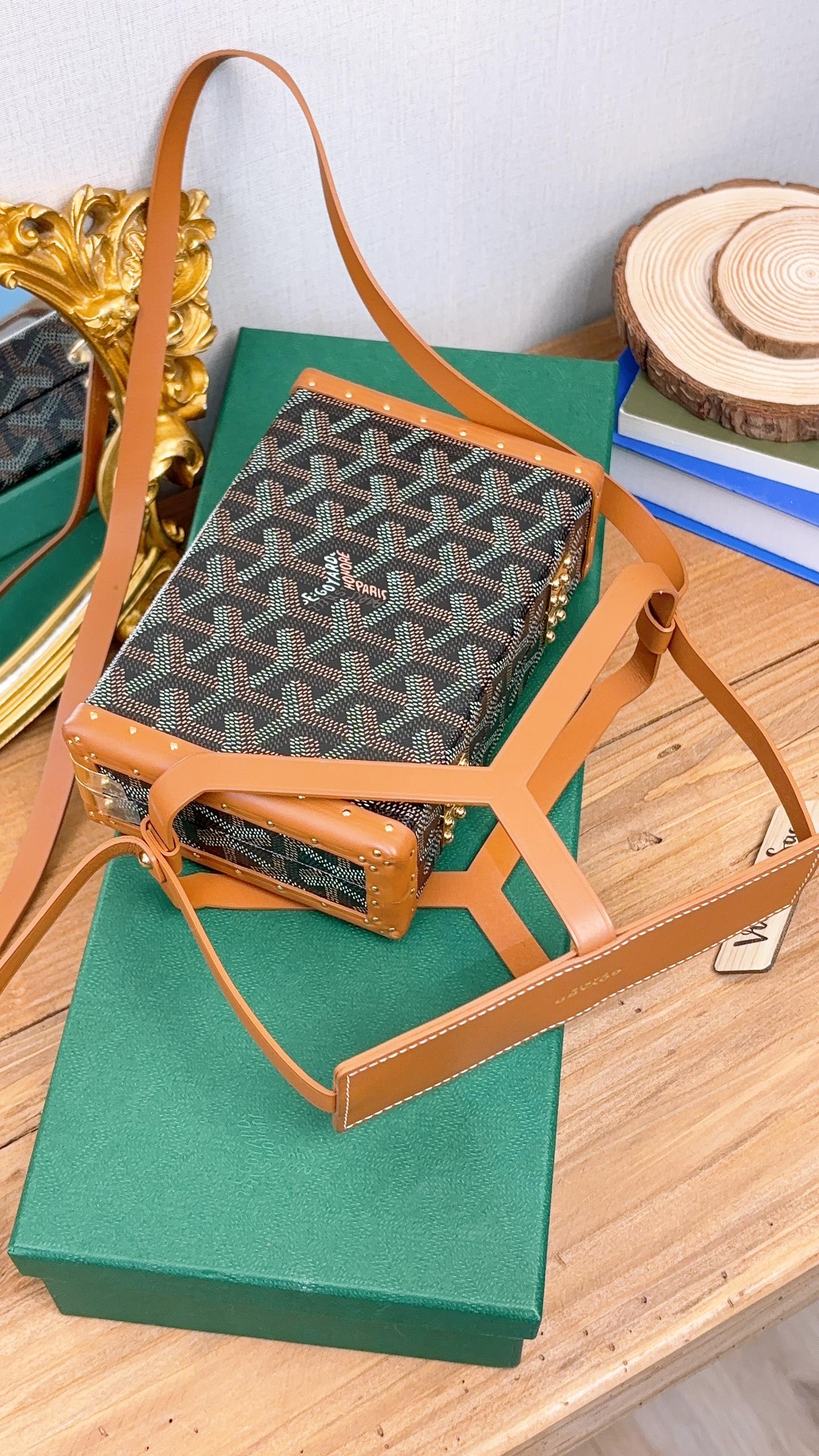 Goyard Black x Tan Minaudiere Trunk Bag