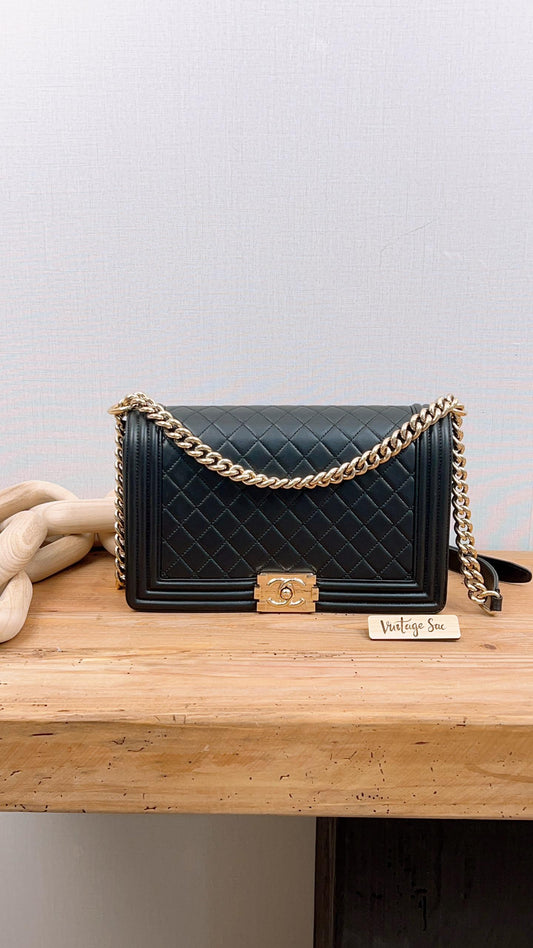Chanel Black Lambskin New Medium Boy Flap (LGHW)