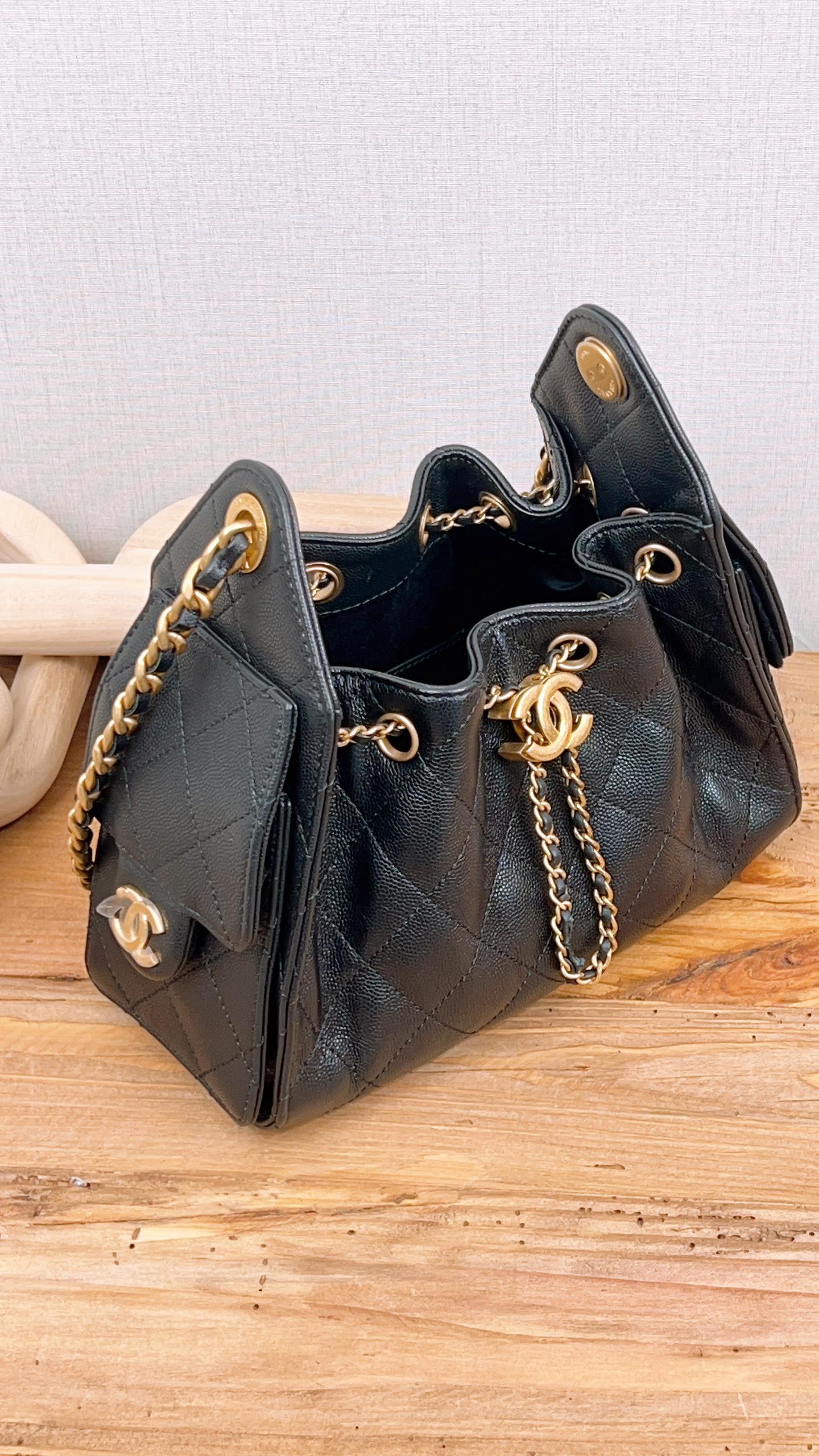 Chanel Black Caviar Mini 25 (GHW)