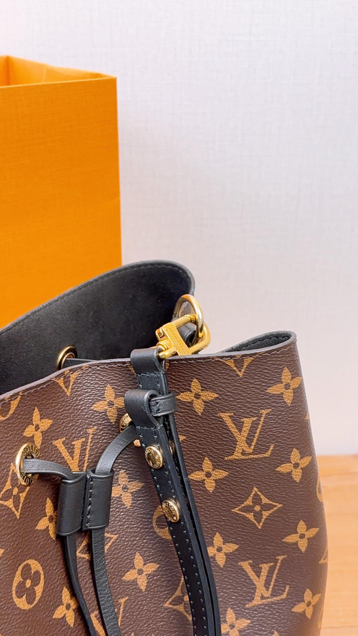 LV Black Monogram NeoNoe MM