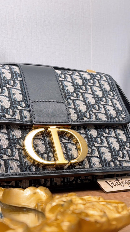 Dior Navy Oblique Montaigne 30 (GHW)