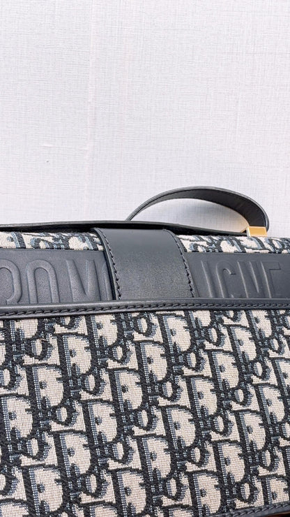 Dior Navy Oblique Montaigne 30 (GHW)