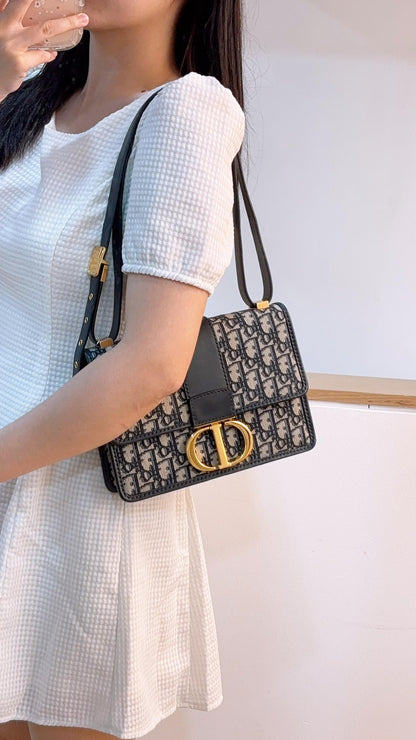 Dior Navy Oblique Montaigne 30 (GHW)
