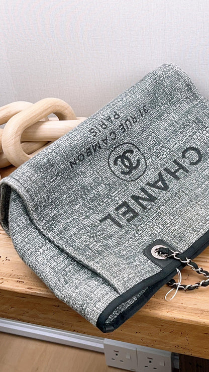 Chanel Black Raffia Small Deauville Tote (SHW)