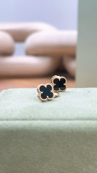 VCA Black Sweet Alhambra Onyx Ear-studs