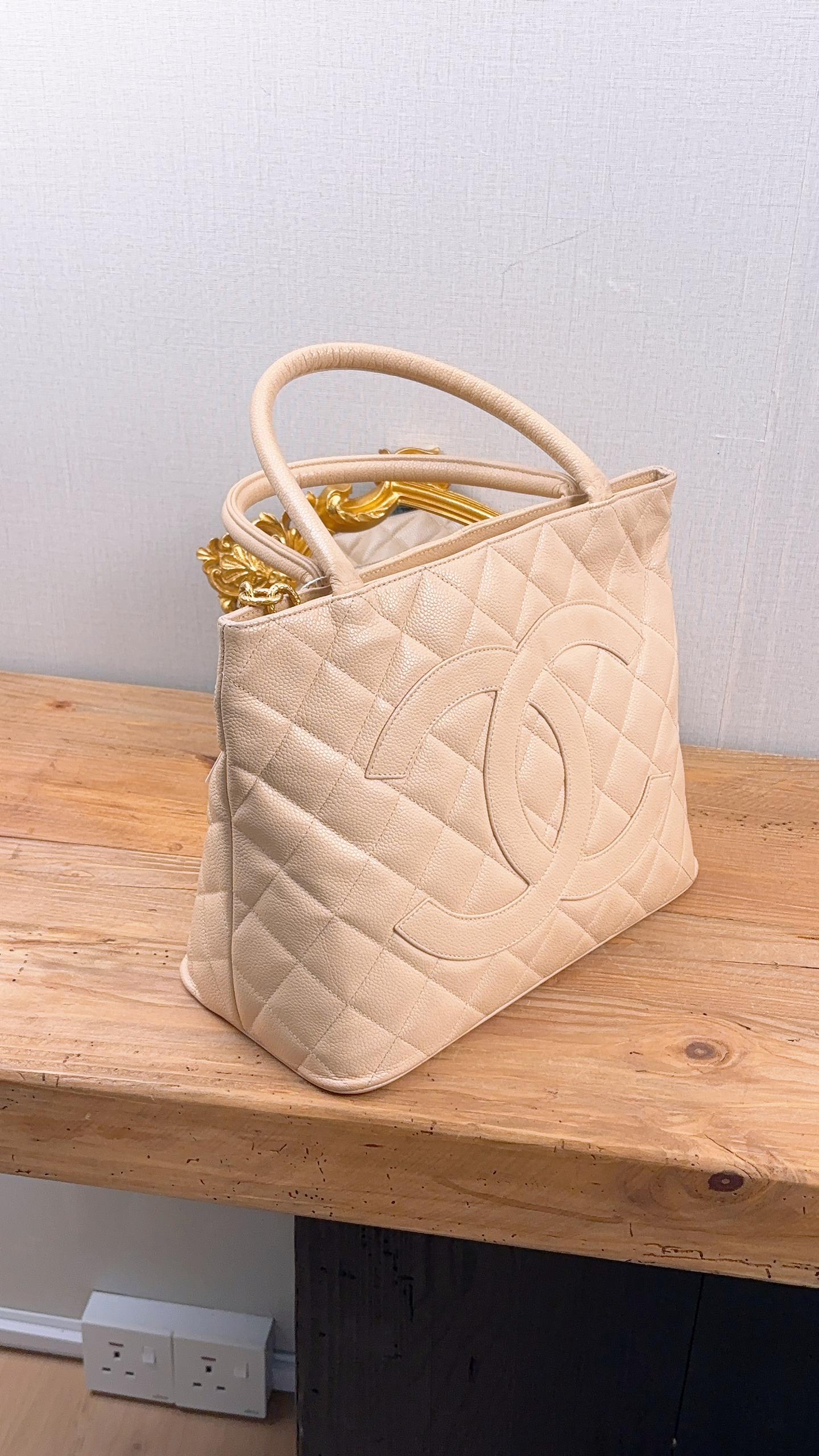 Chanel Beige Caviar Vintage Medallion Tote (GHW)