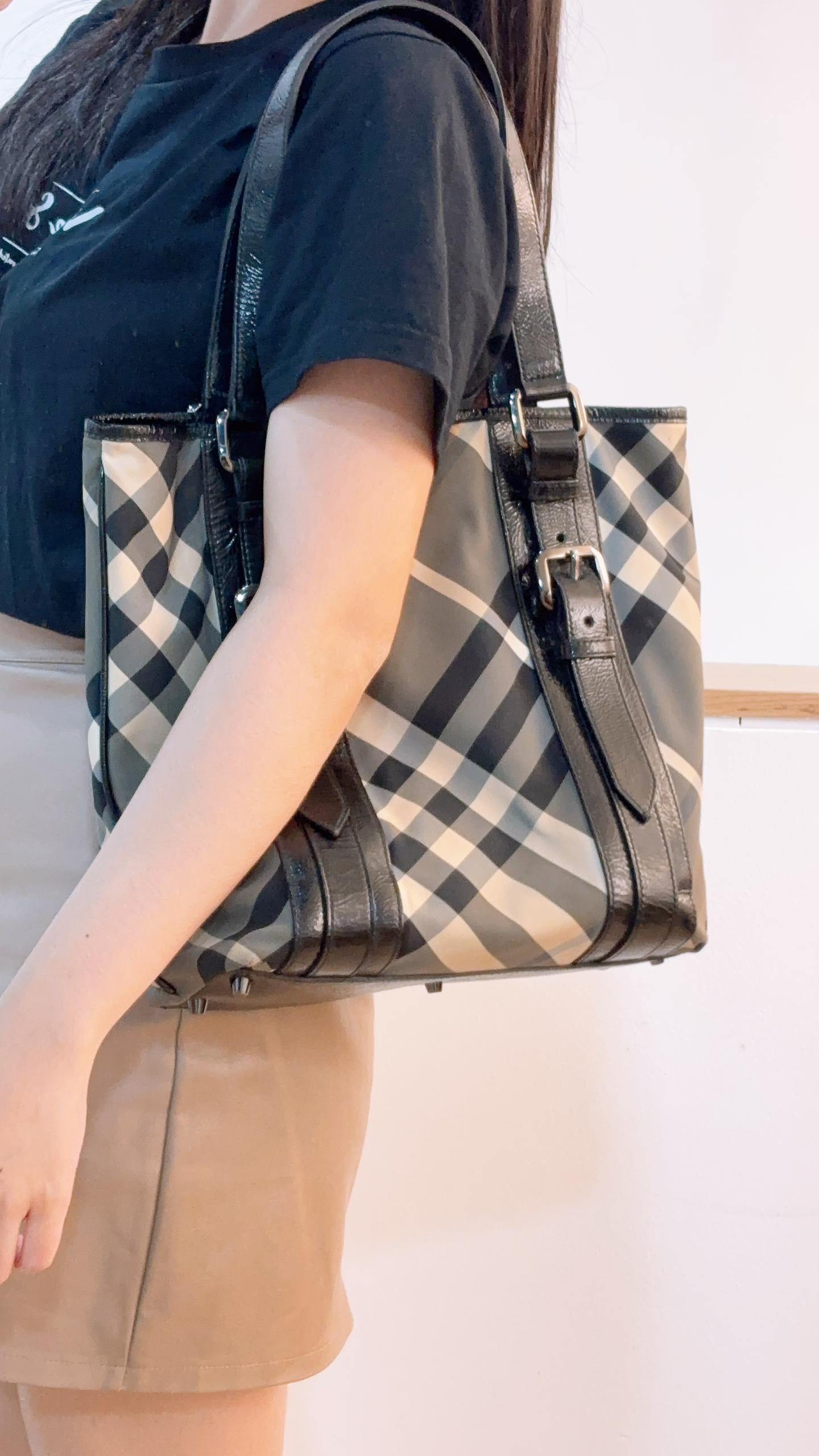 Burberry Black Nylon Beat Check Victoria Tote