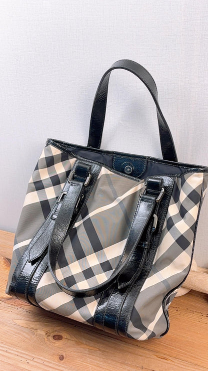 Burberry Black Nylon Beat Check Victoria Tote