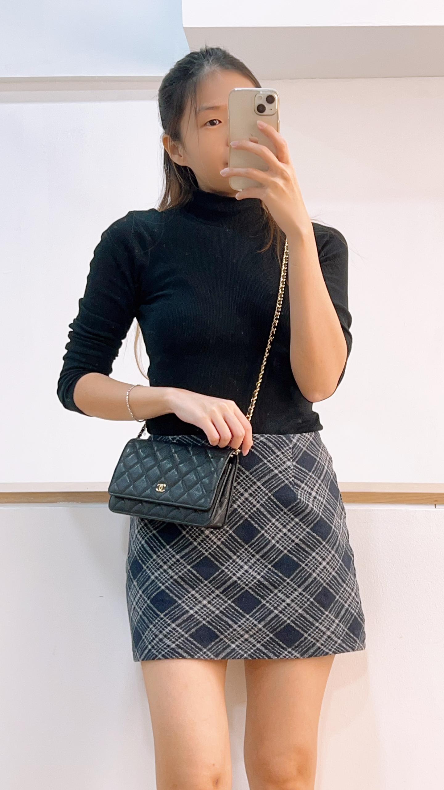 Chanel Black Caviar Classic WOC (GHW)