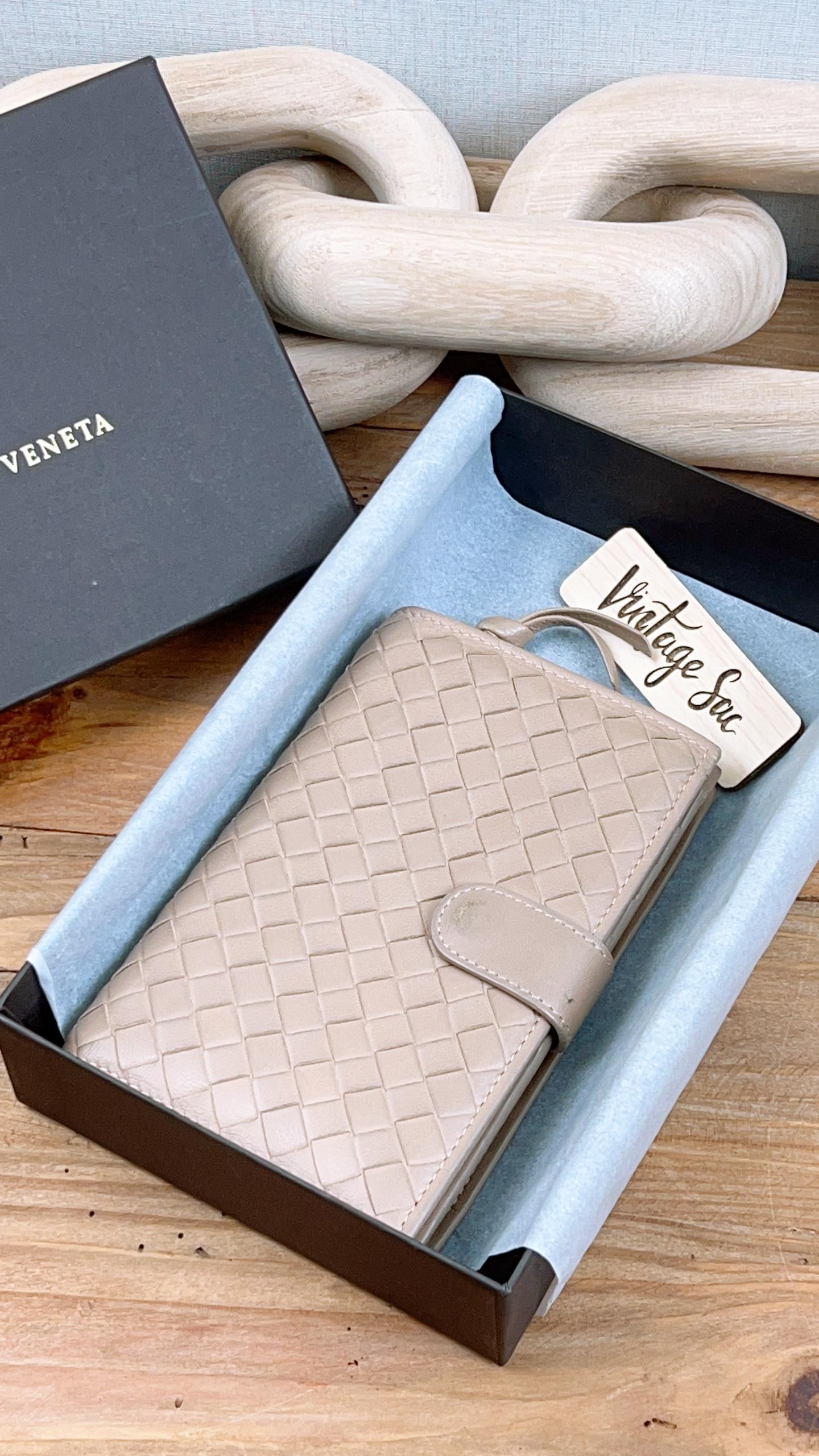 BV Beige Intrecciato Compact Wallet