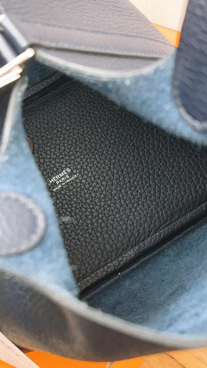 Hermes Blue Nuit Picotin 18 (PHW)