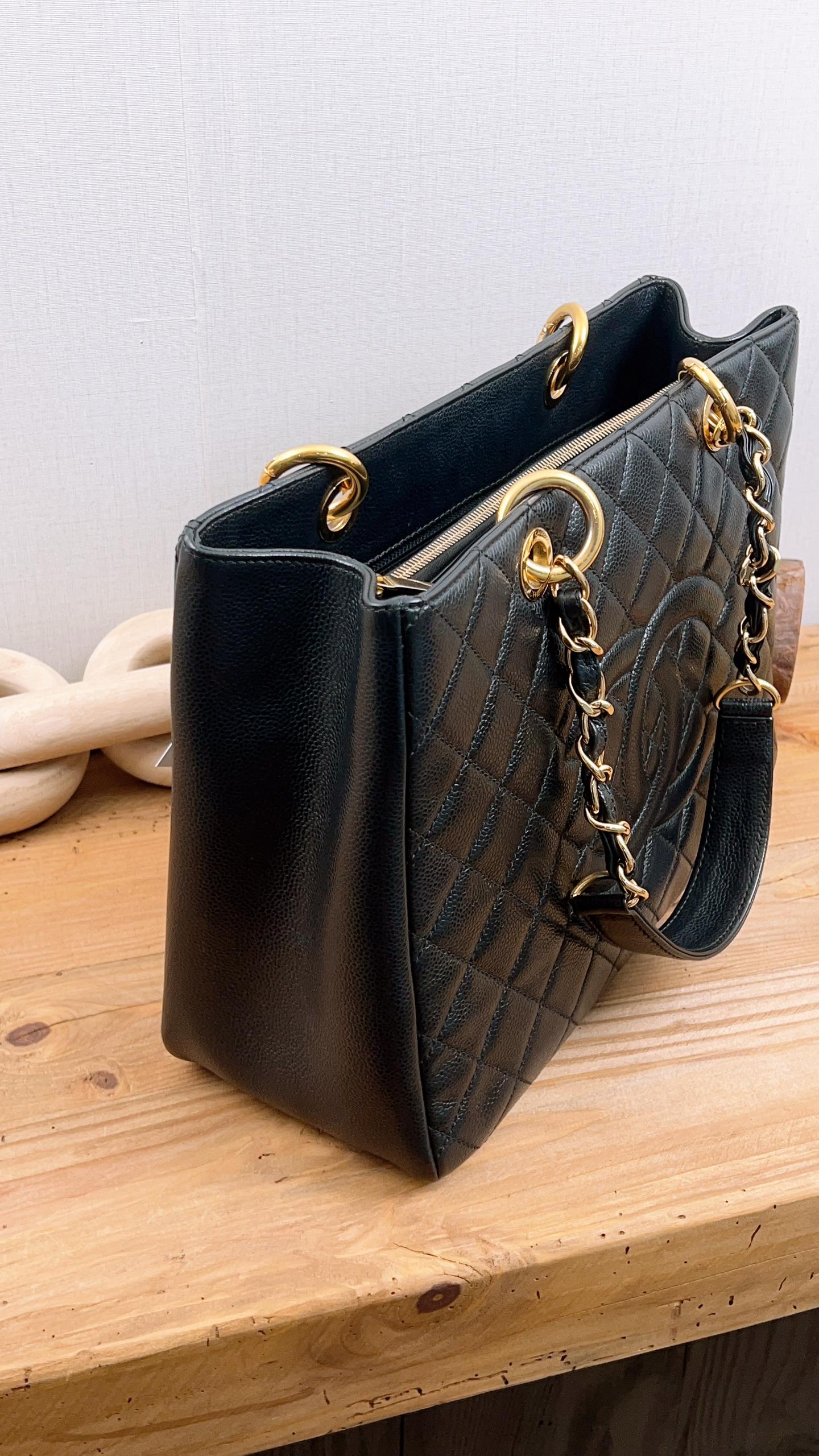 Chanel Black Caviar GST (GHW)
