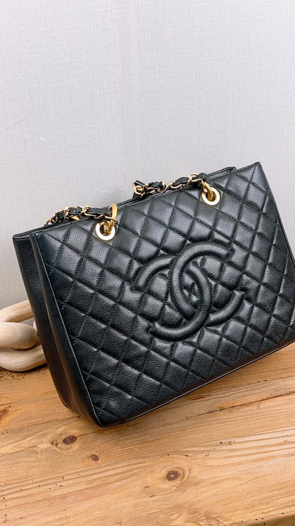Chanel Black Caviar GST (GHW)
